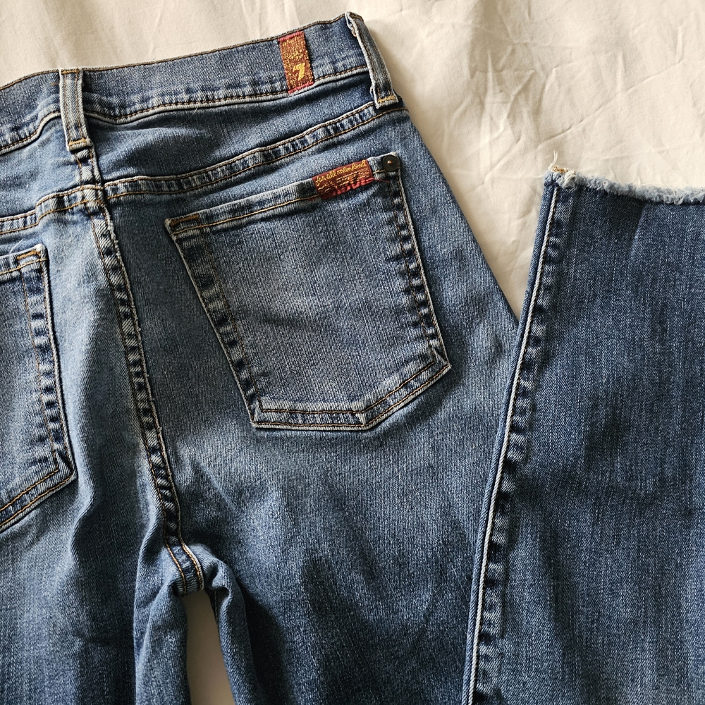 7 For All Mankind Classic Blue Skinny Jeans Cropped